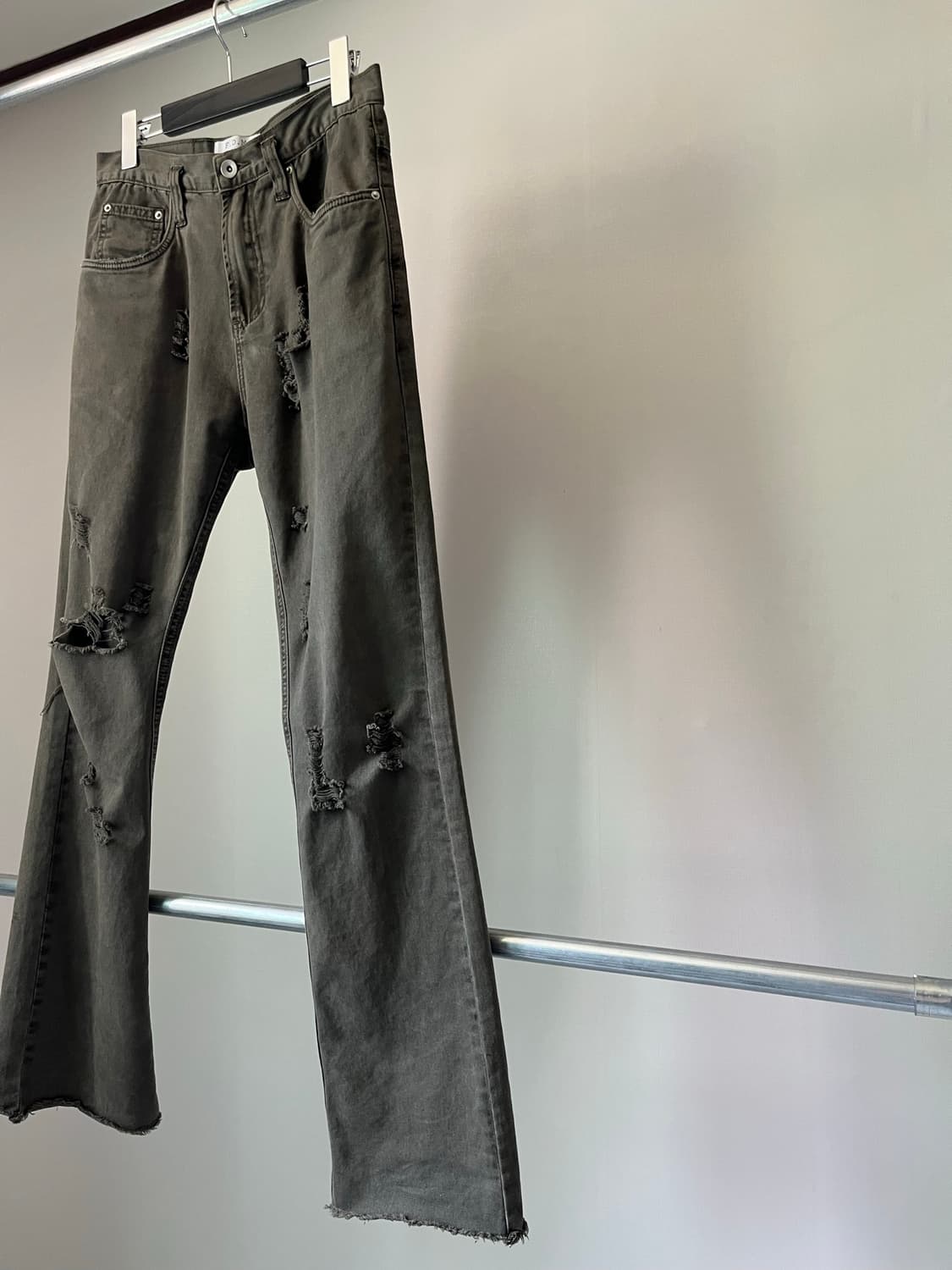F.D.M wave Distressed Damage Pants 상품이미지2