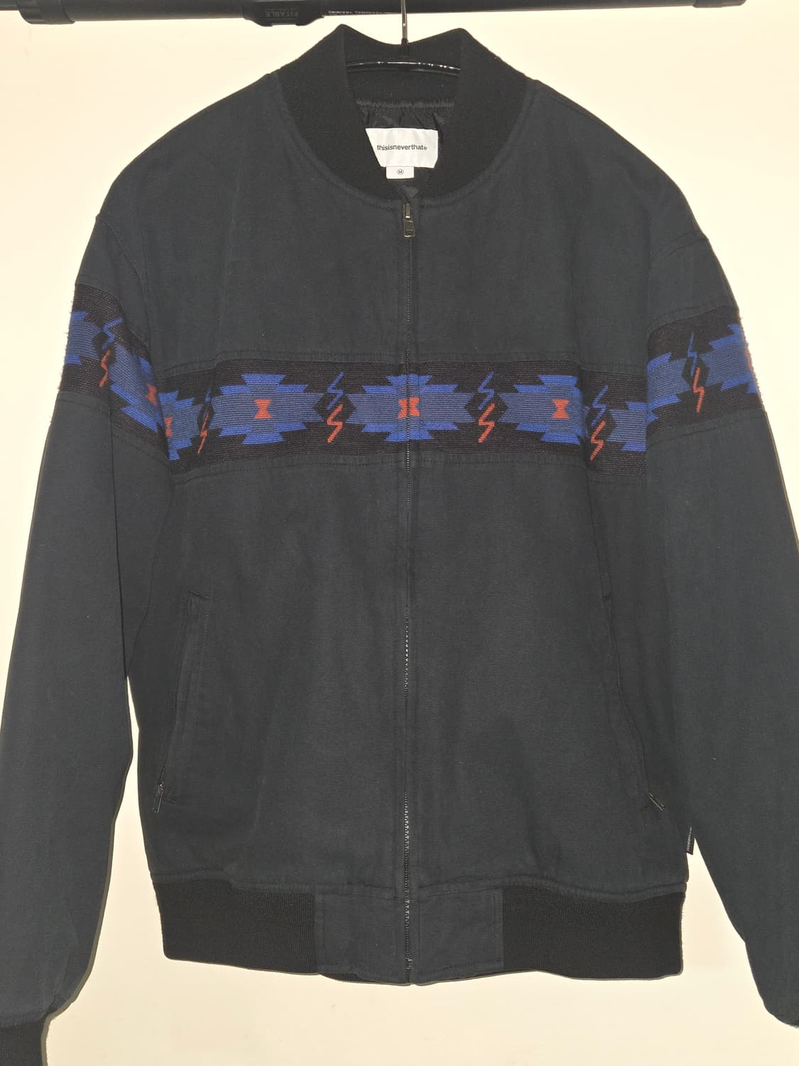 디스이즈네버댓 라인드 봄버 자켓 블랙 상품이미지2