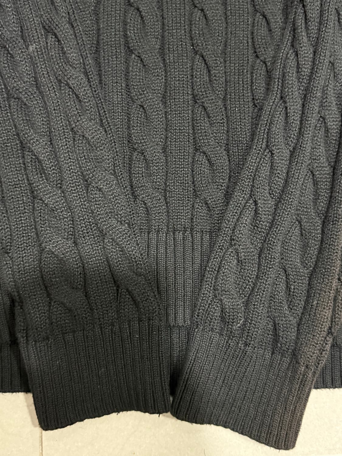 신형택 폴로 케이블 반집업 니트  상품이미지4