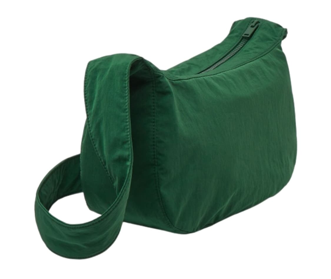 새상품) cos 나일론 크로스바디 새들백 그린 상품이미지3