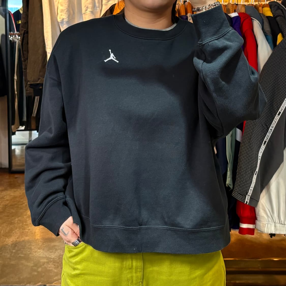 조던 블랙 맨투맨 상품이미지1