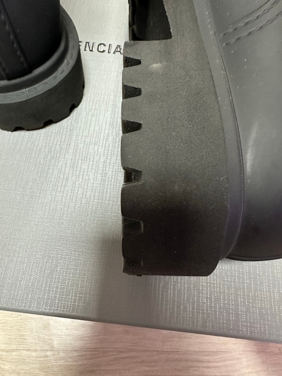 발렌시아가 스테로이드 부츠41size 상품이미지3
