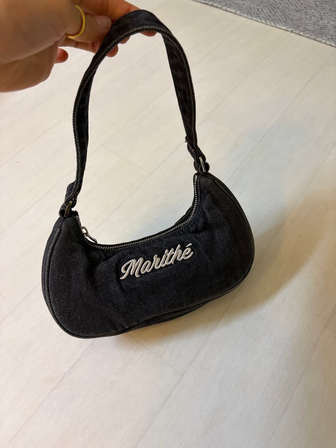 마리떼프랑소와저버 데님숄더백 상품이미지1