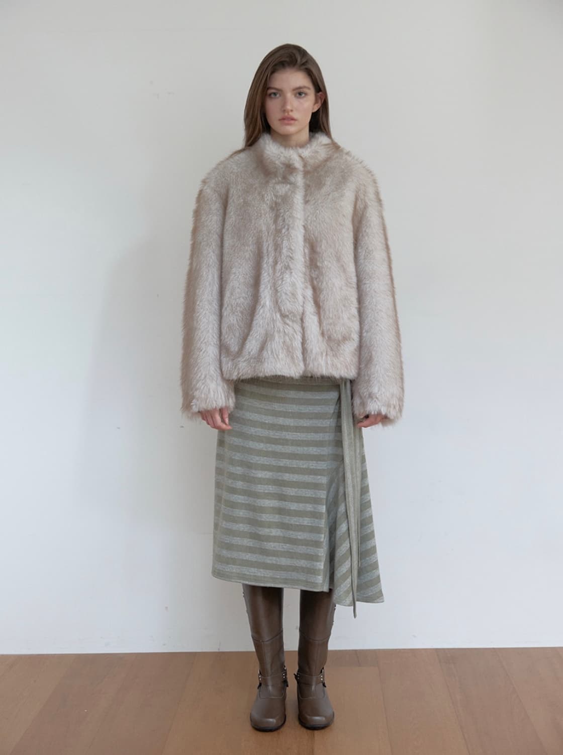 아수라 미스트 톤 퍼 자켓 상품이미지1