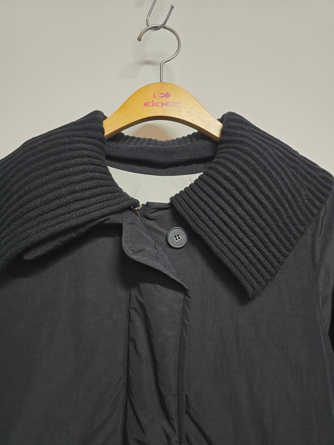 SJSJ 블랙 니트 카라 구스패딩 점퍼 상품이미지2