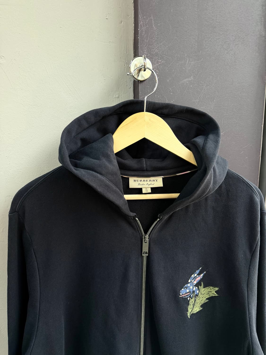 XL/ 버버리 포켓몬 드래곤 자수 후드집업 상품이미지3