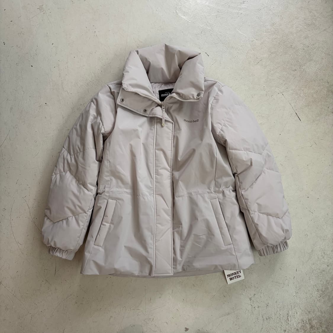 몽벨 에어웜 빈티지 패딩 M 상품이미지1