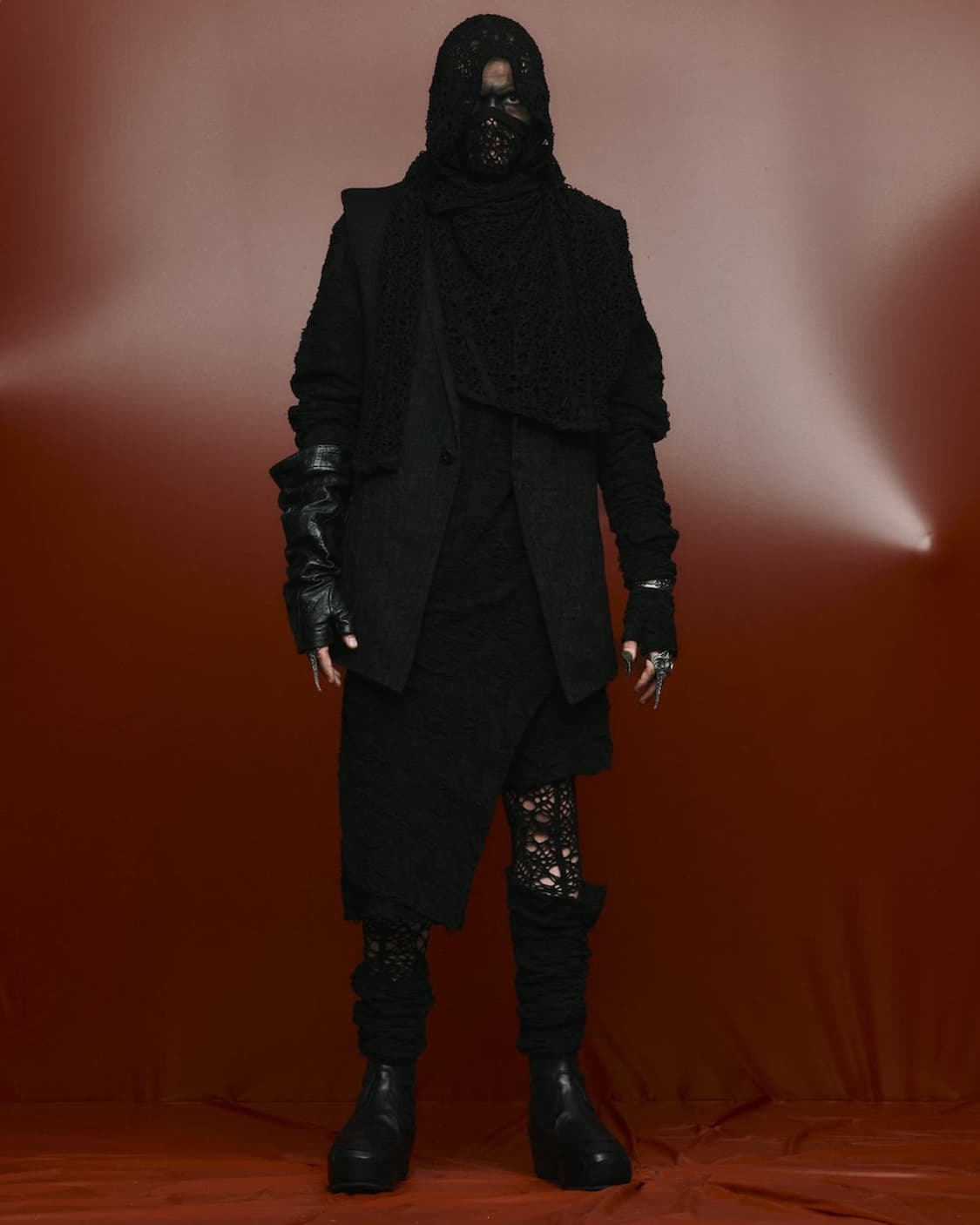 Julius SS2025 데미지 자카드 레그워머 상품이미지1