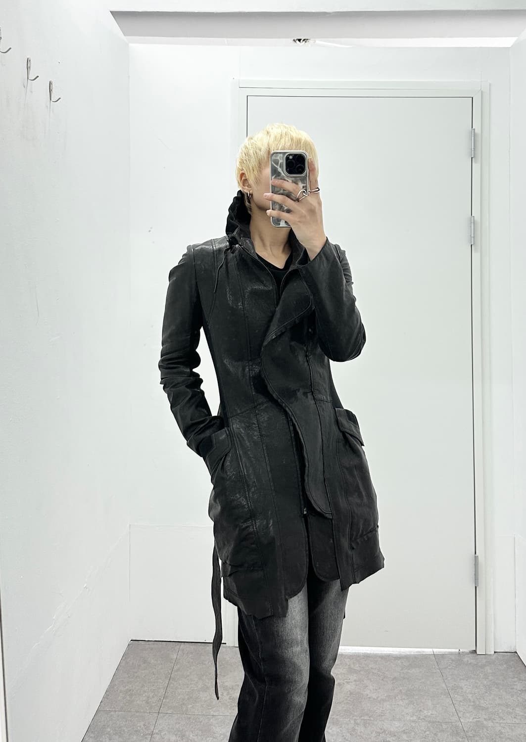 DOHO asymmetric cut sheepskin leather hi 상품이미지8