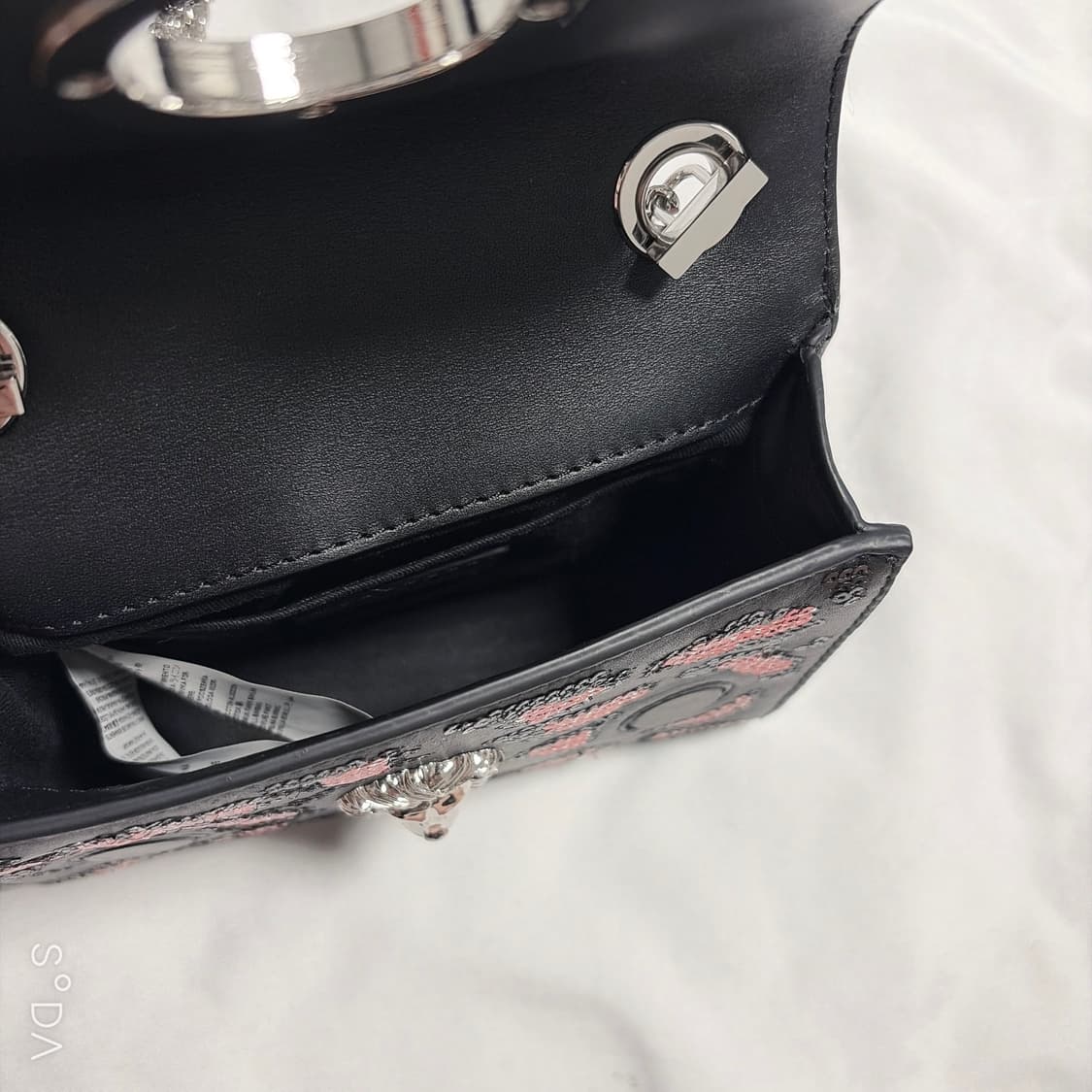 베르수스 베르사체 블랙 레오파드 라 메두사 미니 크로스백 상품이미지8