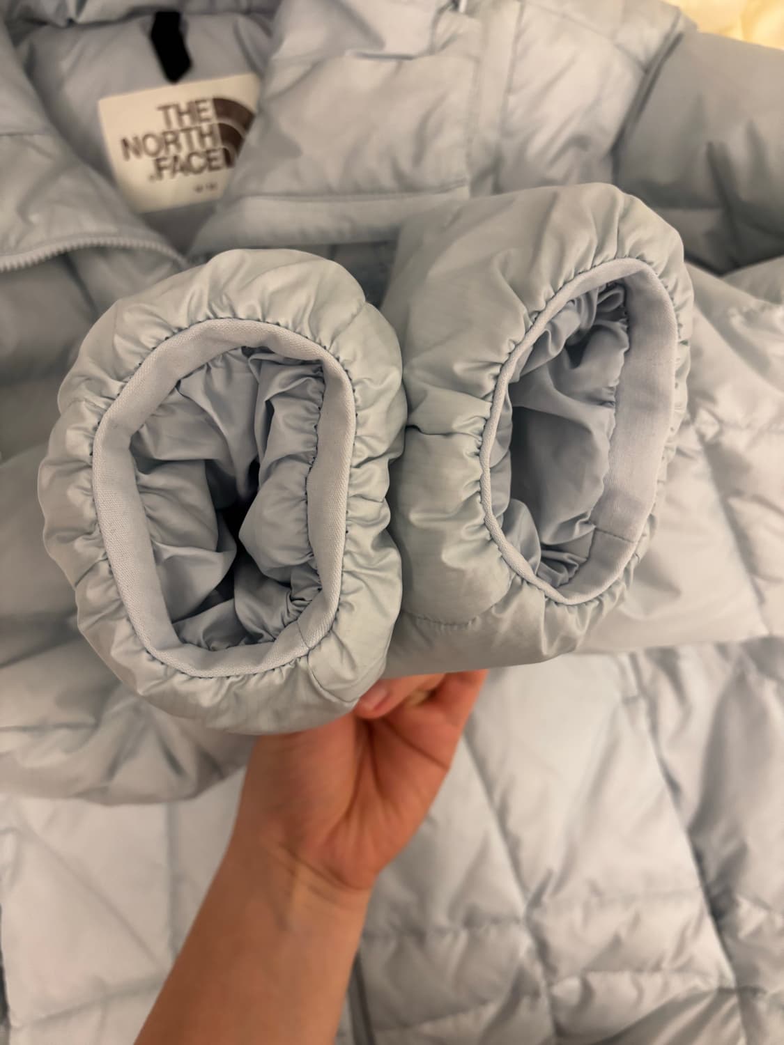 노스페이스 온볼 경량패딩 m 상품이미지5