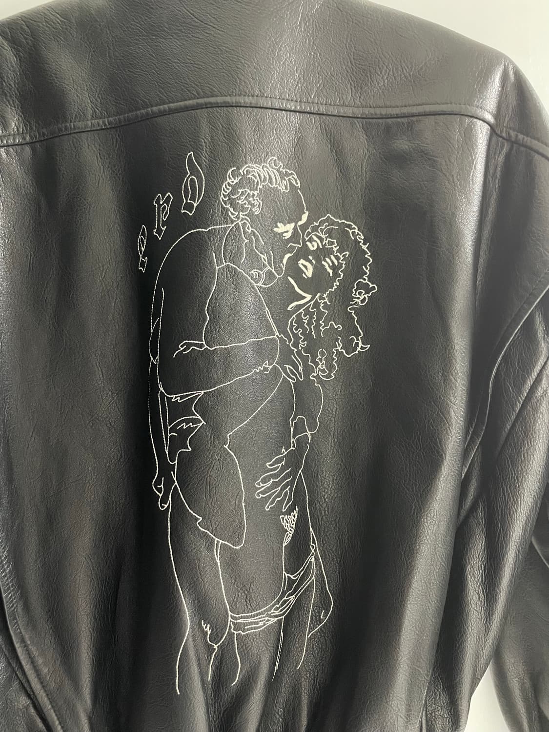 앙팡리쉬데프리메 2023 holiday 가죽자켓 상품이미지4