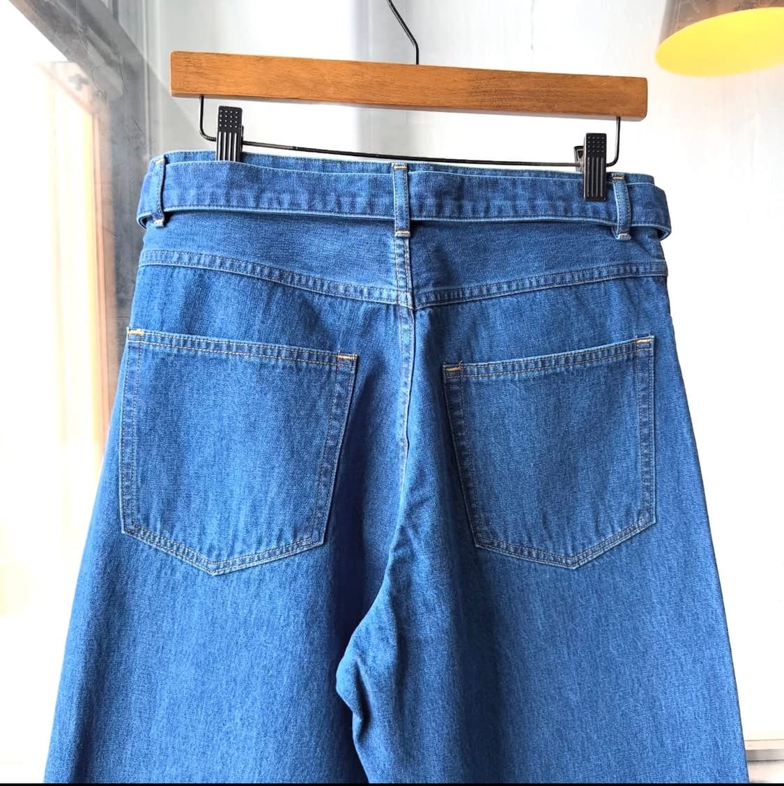 [5] 오라리 25SS 셀비지 라이트 데님 벨티드 팬츠 상품이미지3