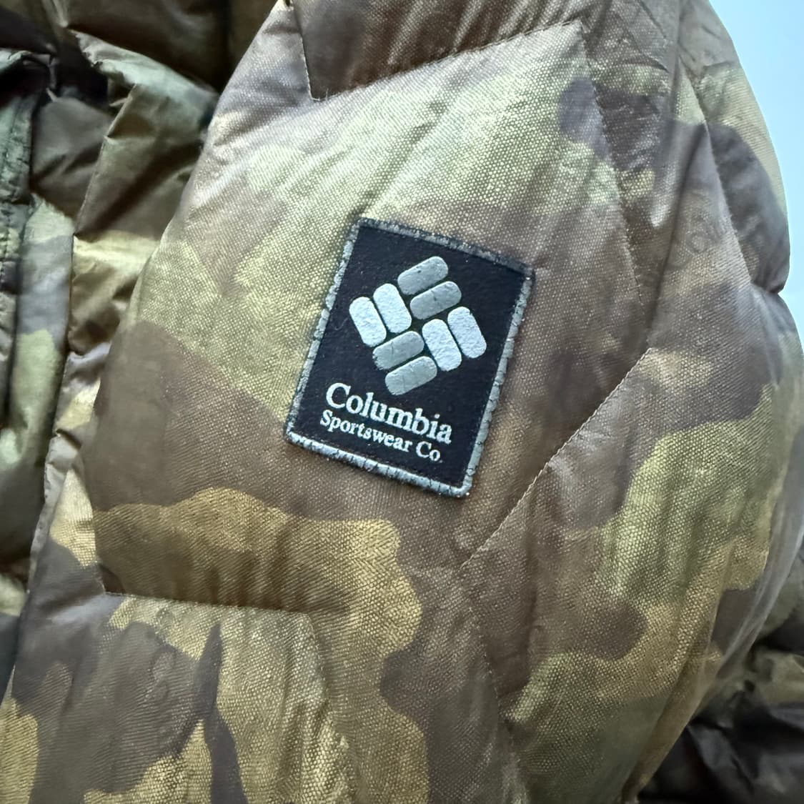 콜롬비아 대장급 카모플라쥬 패딩  상품이미지4