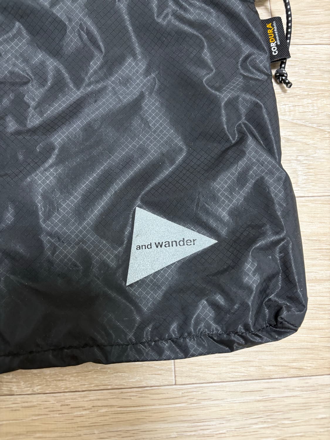 앤드원더 실 사코슈 차콜 블랙 상품이미지3