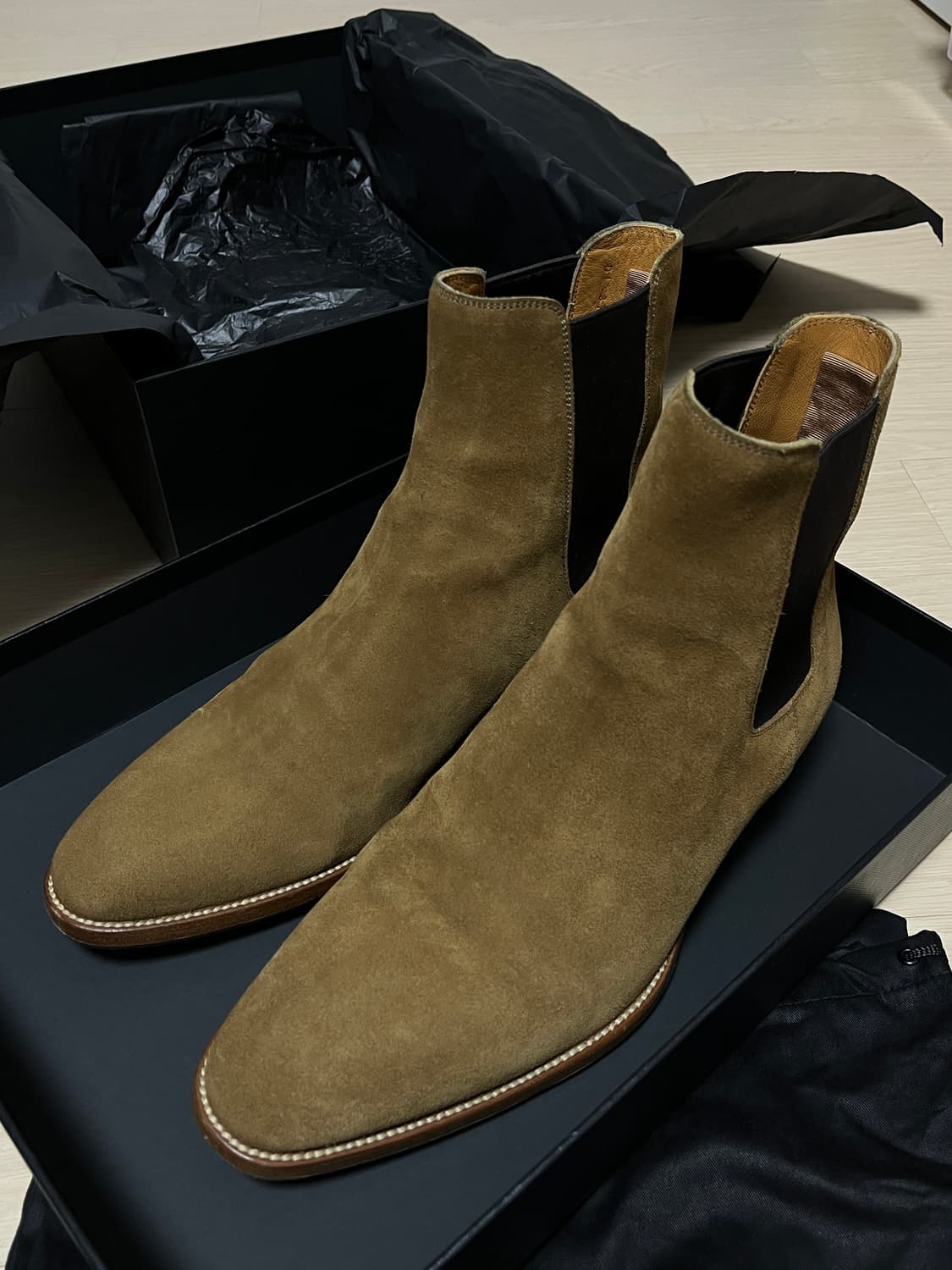 생로랑 스웨이드 부츠 30 상품이미지1