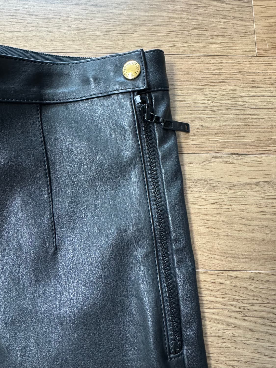 [Louis Vuitton] 루이비통 블랙 가죽 레더 팬츠 40 상품이미지5