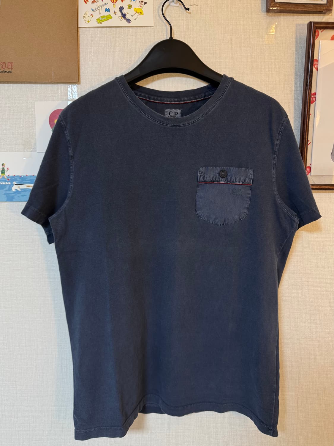 [XL]CP컴퍼니 포켓 워싱 반팔티 피그먼트 블루 상품이미지1