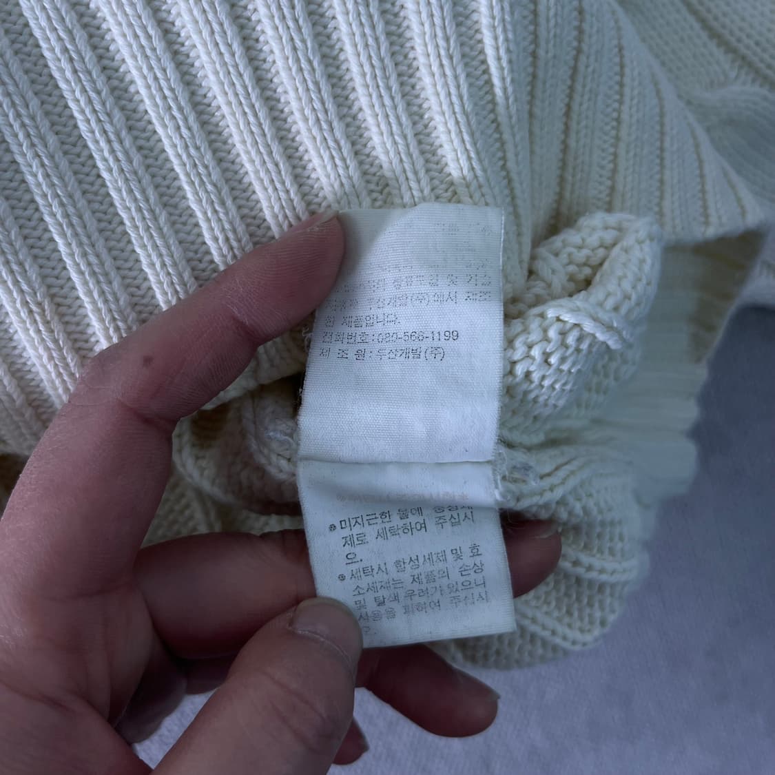 100 폴로랄프로렌 꽈배기 브이넥 니트  상품이미지5