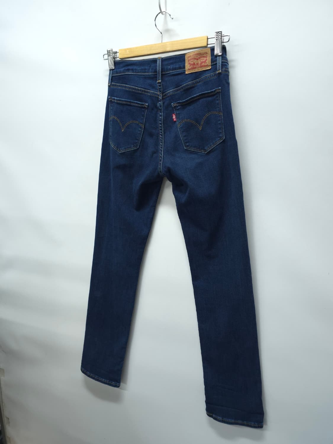 리바이스 314 쉐이핑 스트레이트 데님 팬츠 (25사이즈) 상품이미지6
