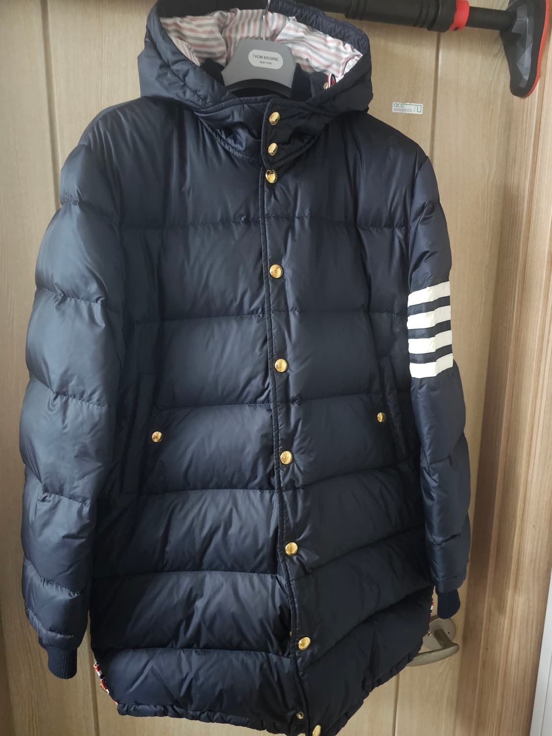 톰브라운 사선완장 매트 나일론 후드퍠딩(2/오케이몰정품) 상품이미지1