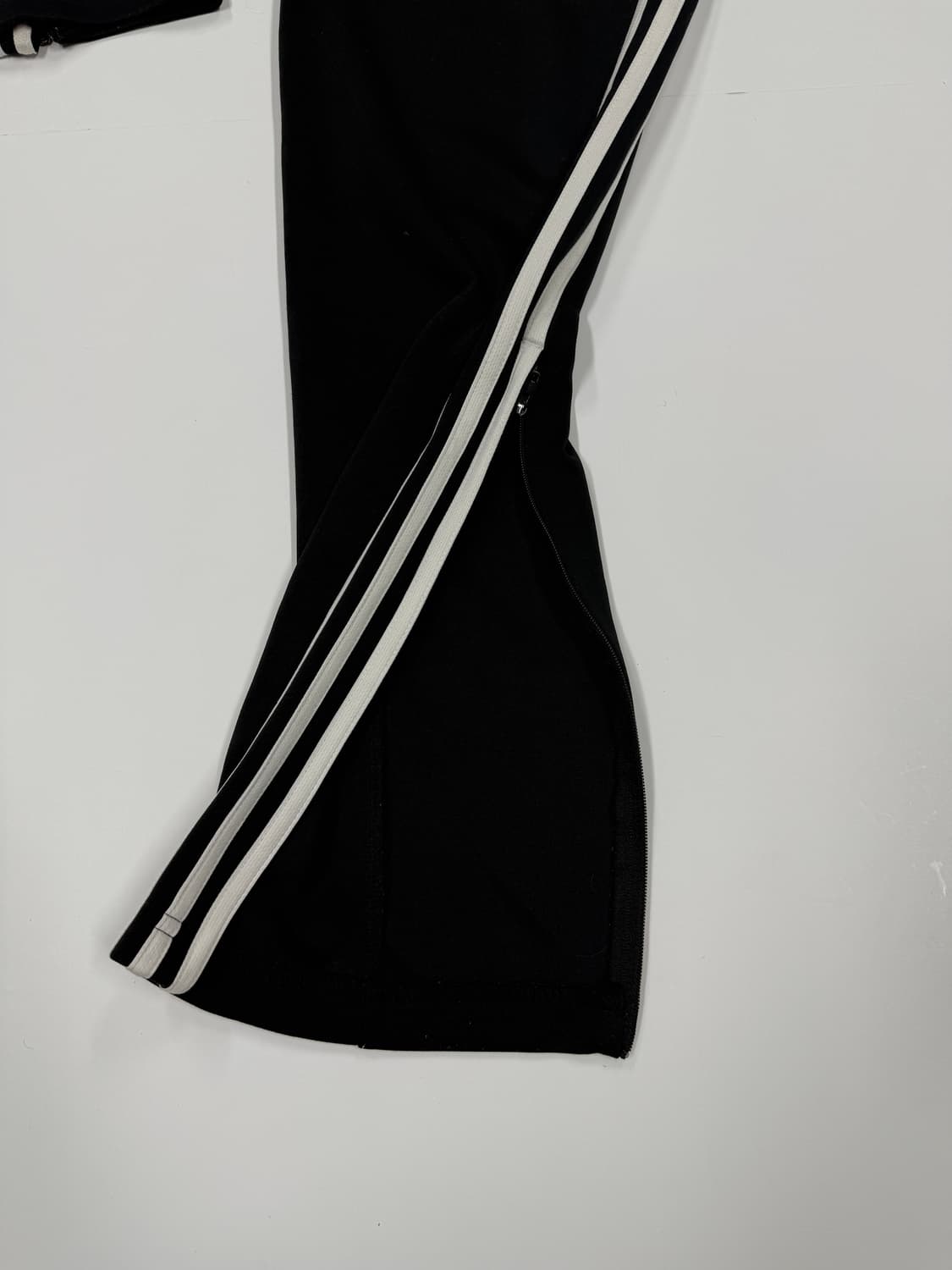 아디다스 클래식 3선 트랙팬츠 상품이미지3