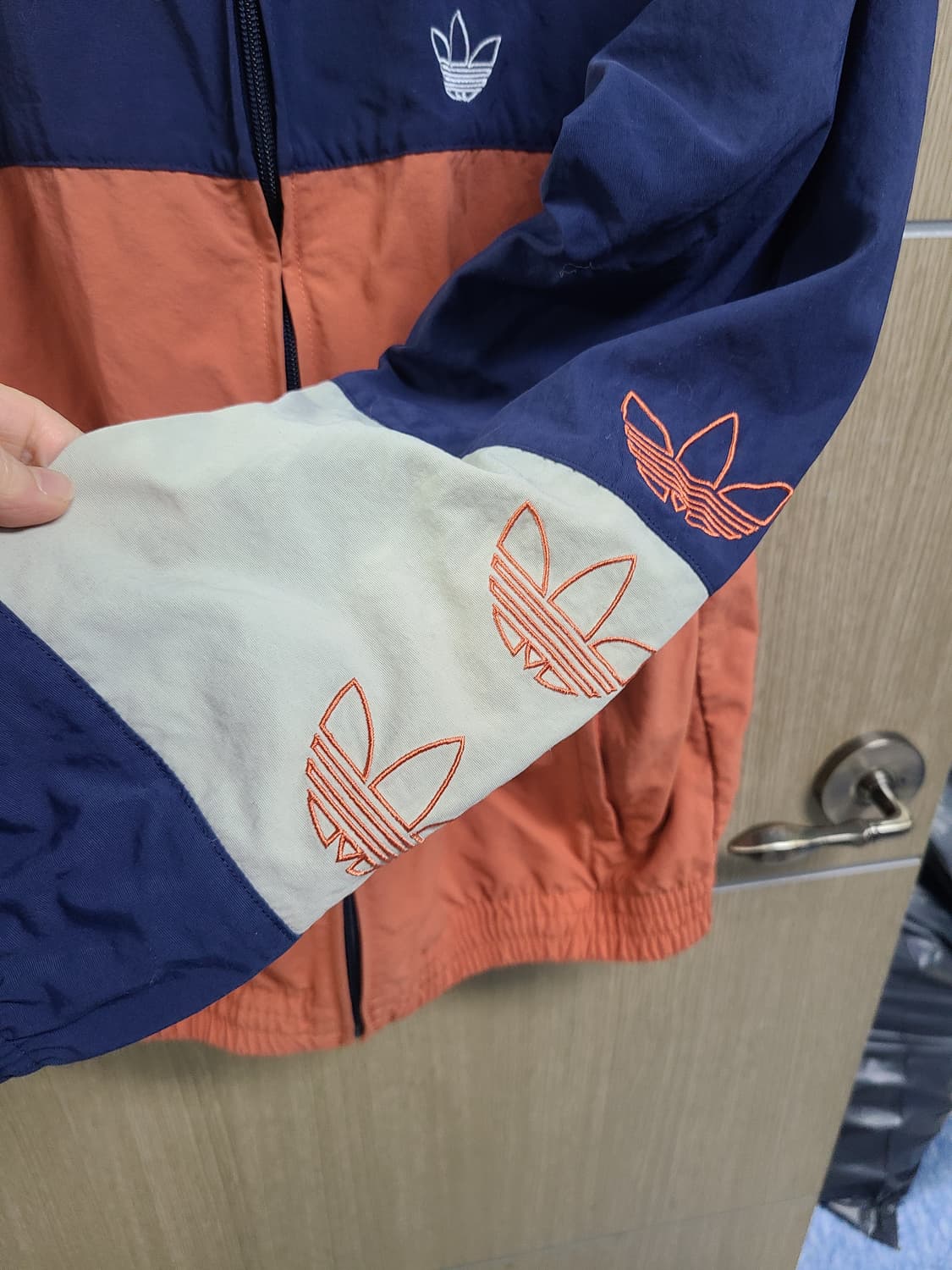 아디다스 컬러블럭 바람막이 m 상품이미지4