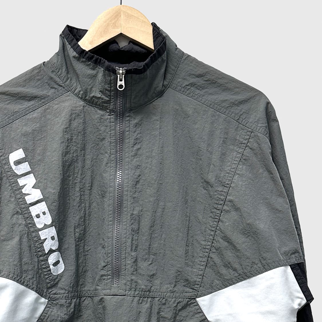 엄브로 아노락 바람막이 자켓 점퍼 매장판 90 S 상품이미지2