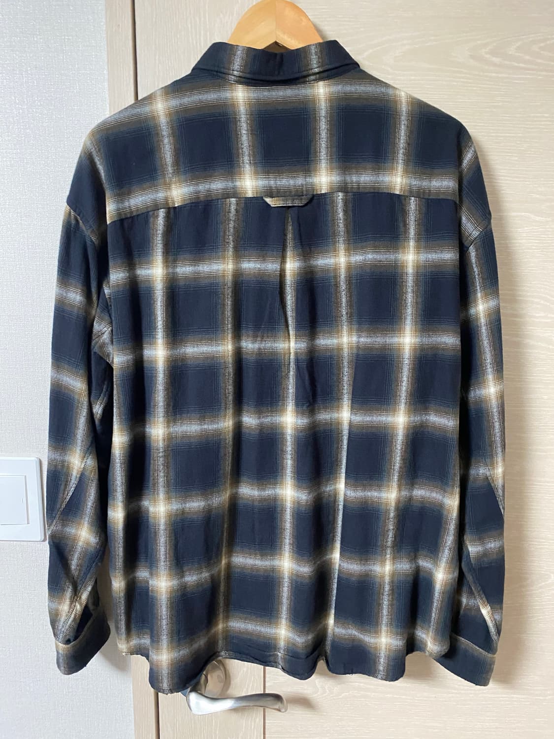 [2] 폴리테루 루즈드 체크 셔츠 데미지드 잉크 브라운 상품이미지6