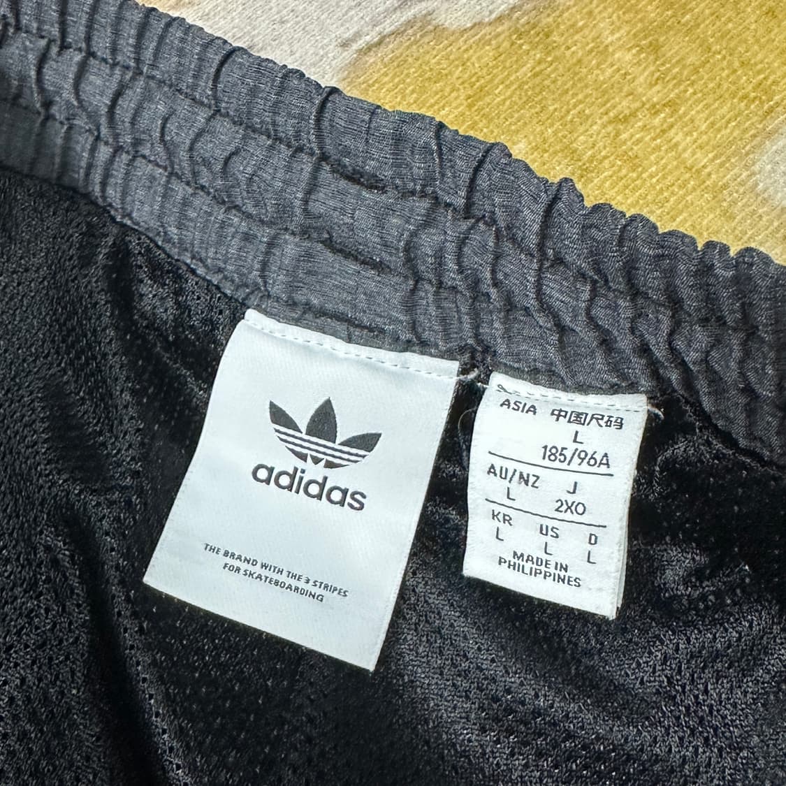 아디다스 우븐 오버핏 트랙팬츠 상품이미지4