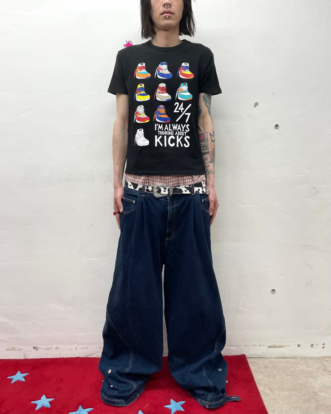 Multi Sneakers Black T-Shirt  상품이미지3