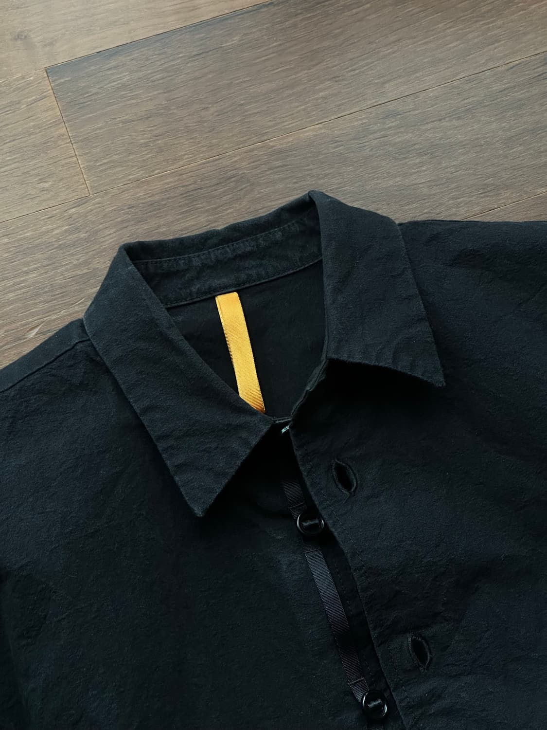 [xs] MAN-TLE 맨틀 R0S1 M-Shirt 1 (Black Wa 상품이미지4