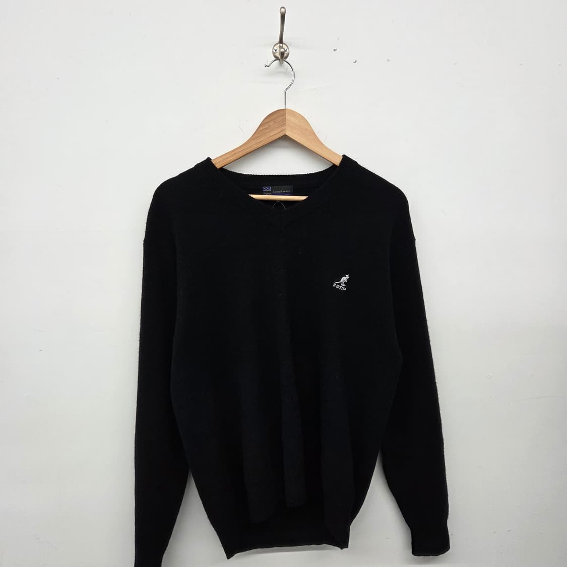 캉골 블랙 V넥 니트 남m 상품이미지1