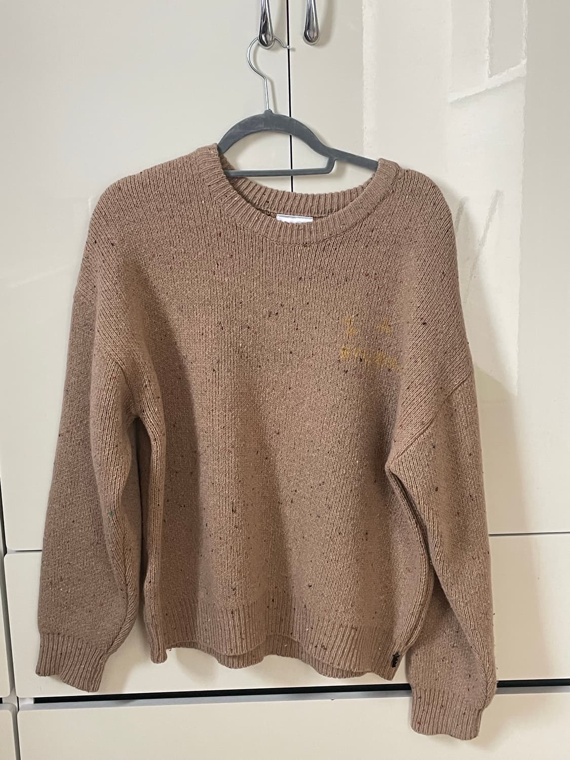 아이앱스튜디오 새들러하우스 니트 m 상품이미지3