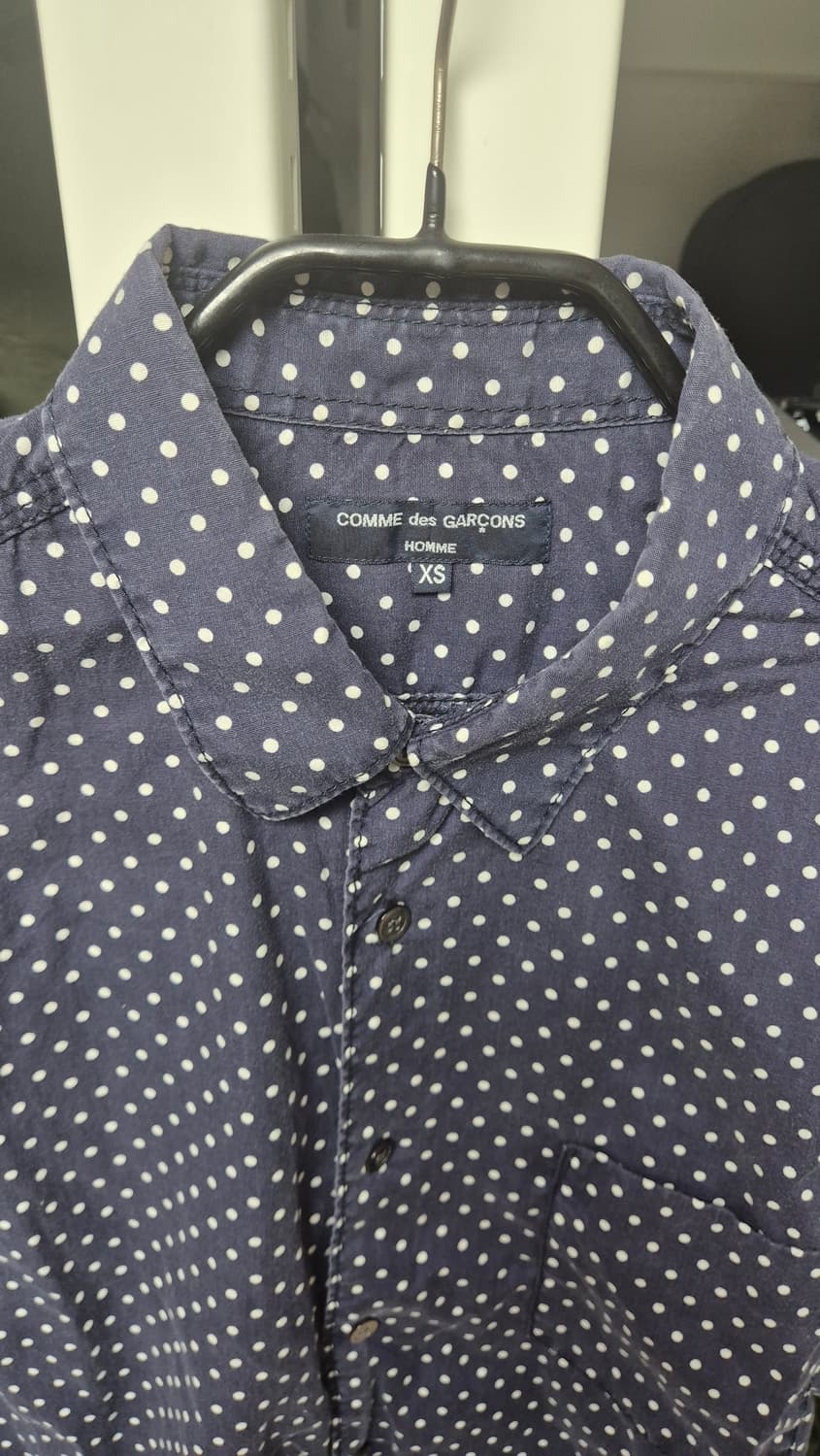 꼼데가르송 옴므 도트 셔츠 네이비 XS 상품이미지2