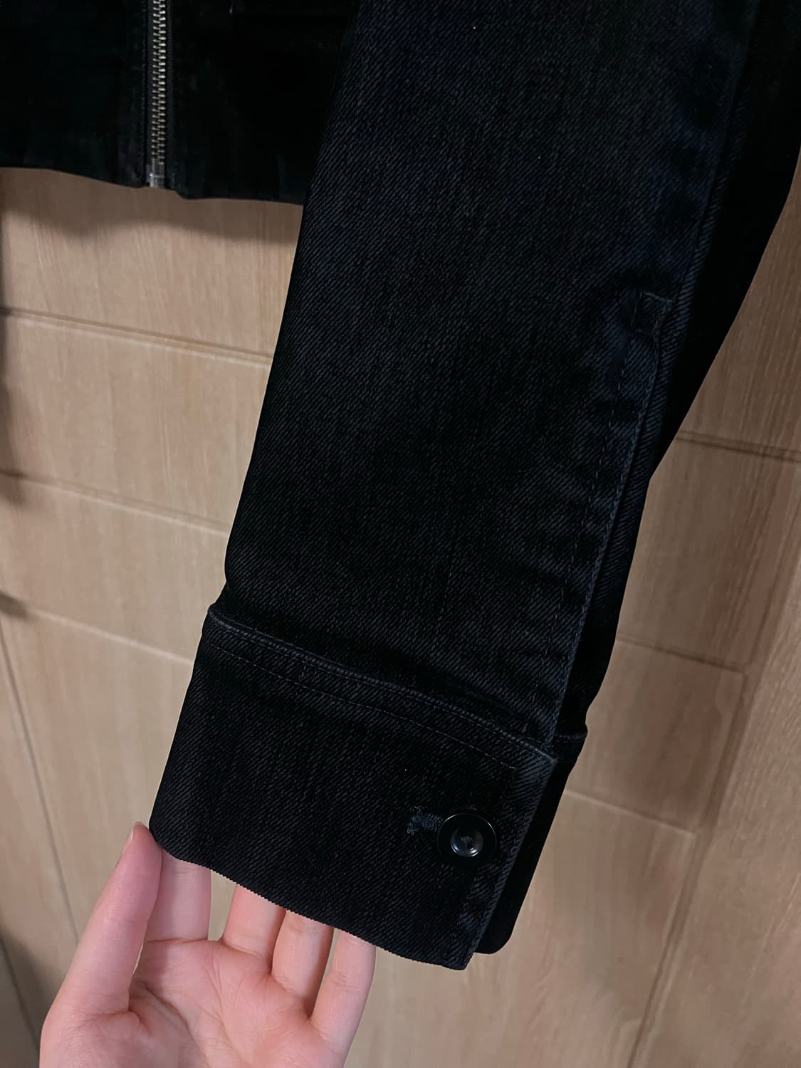 COS 벨벳 데님 크롭 자켓 34사이즈 상품이미지4