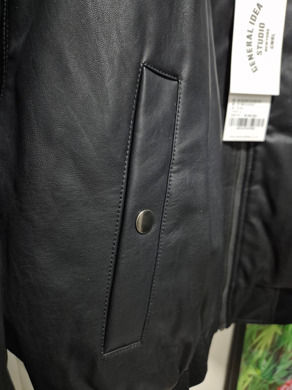 제너럴아이디어 레더 누빔 블루종 블랙.새상품 상품이미지4