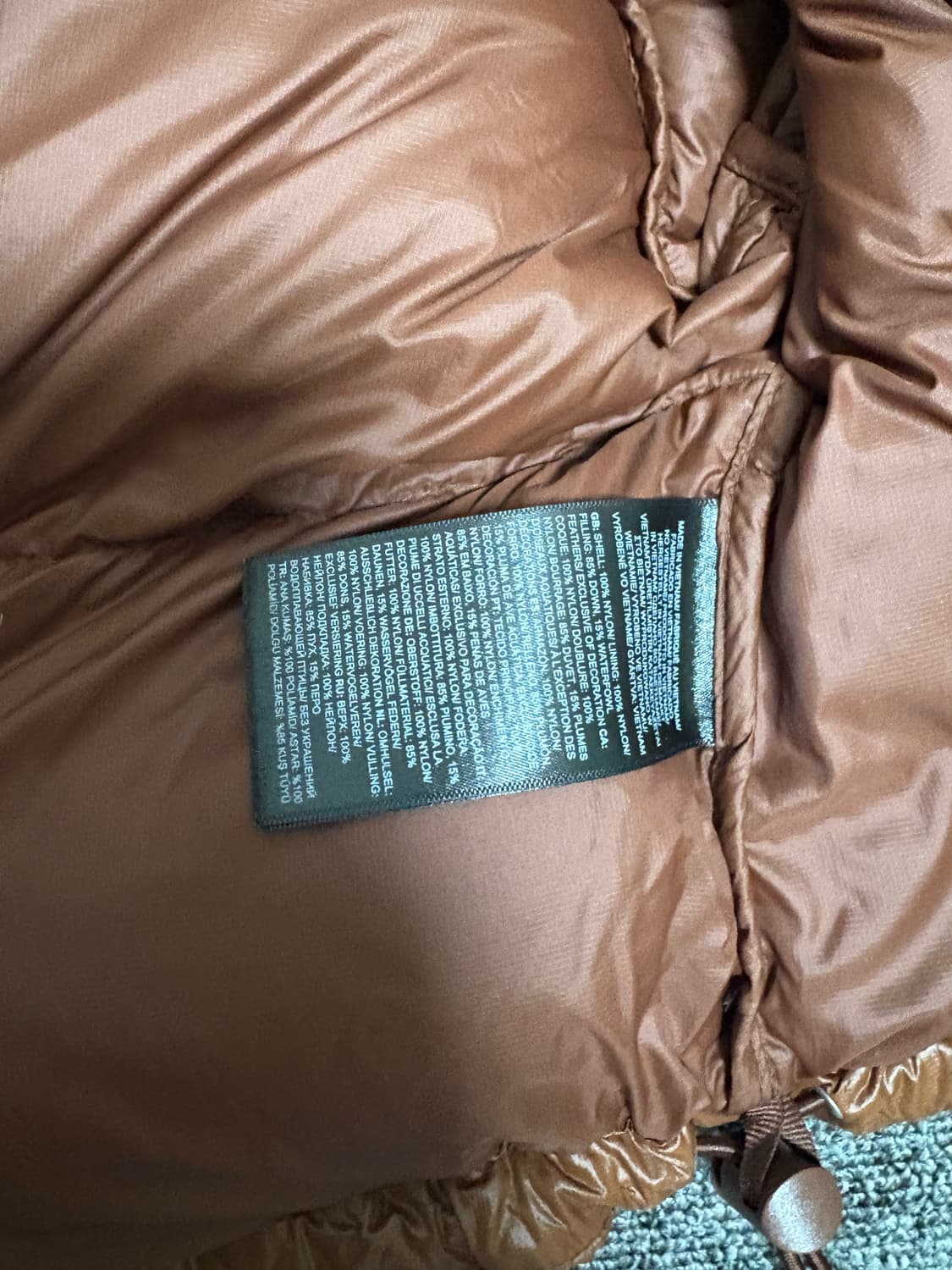 노스페이스 700 해외판 브라운 숏패딩(켄달제너) 상품이미지6