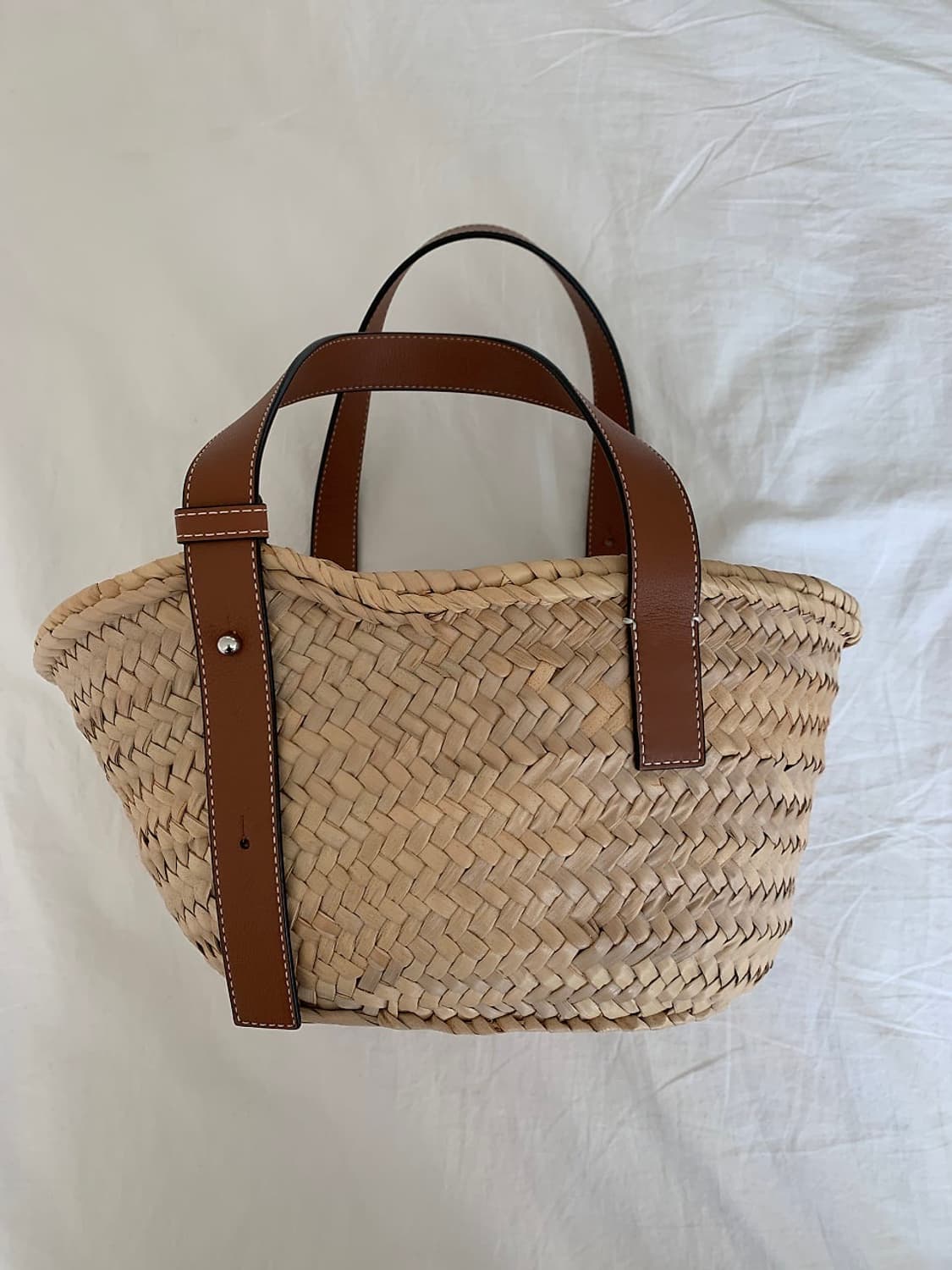 로에베 라피아 라탄 바스켓백 상품이미지3
