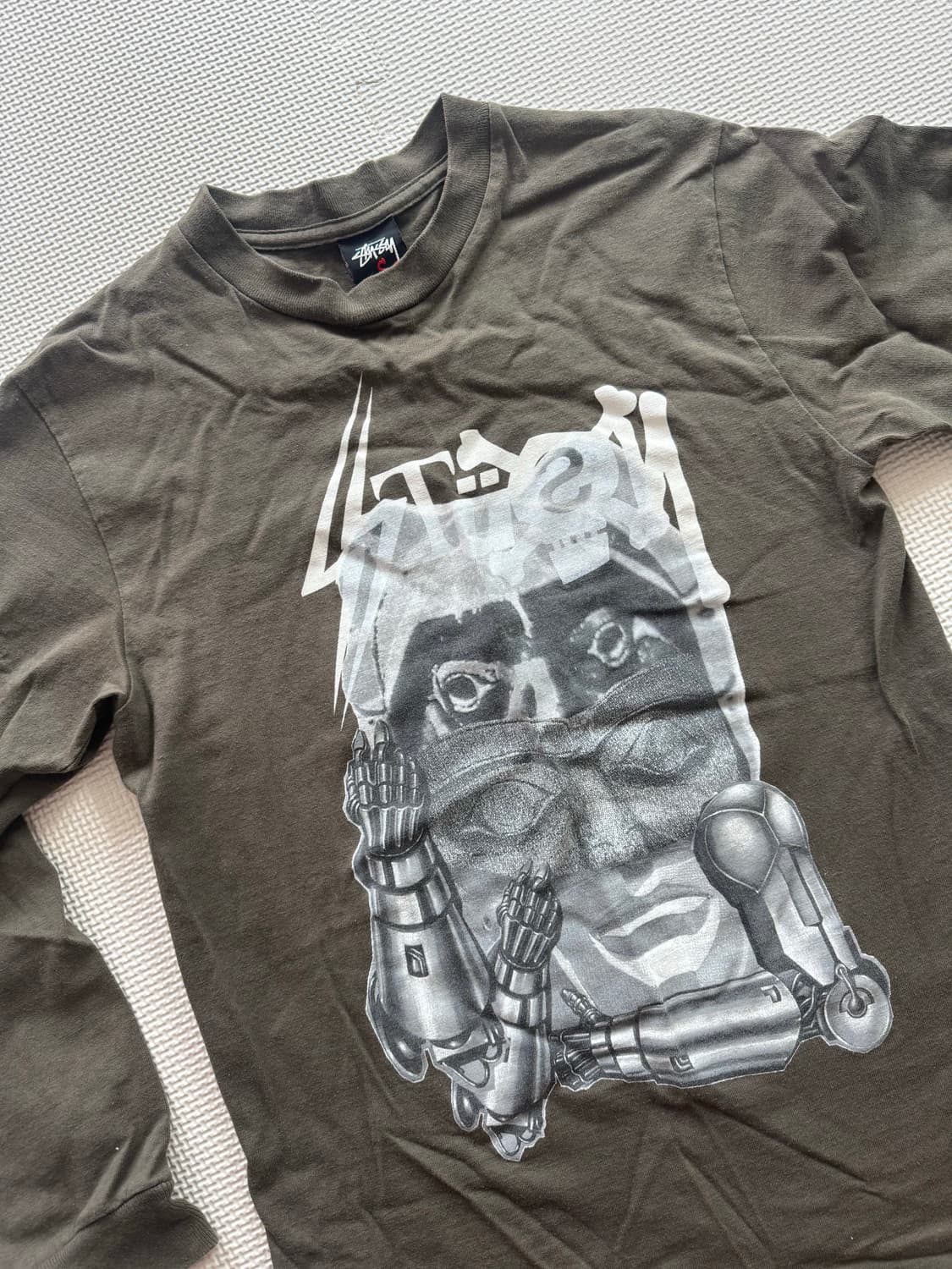 스투시 긴팔 티셔츠 팝니다. 상품이미지1