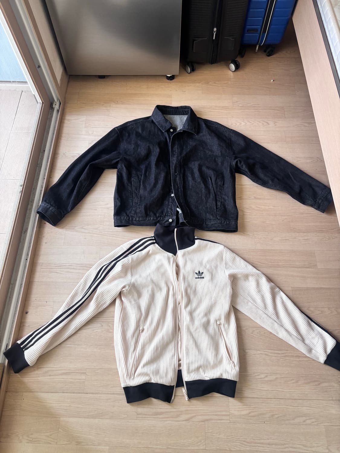 아디다스 와플 니트 집업 및 EEC 흑청 데님 자켓 상품이미지2