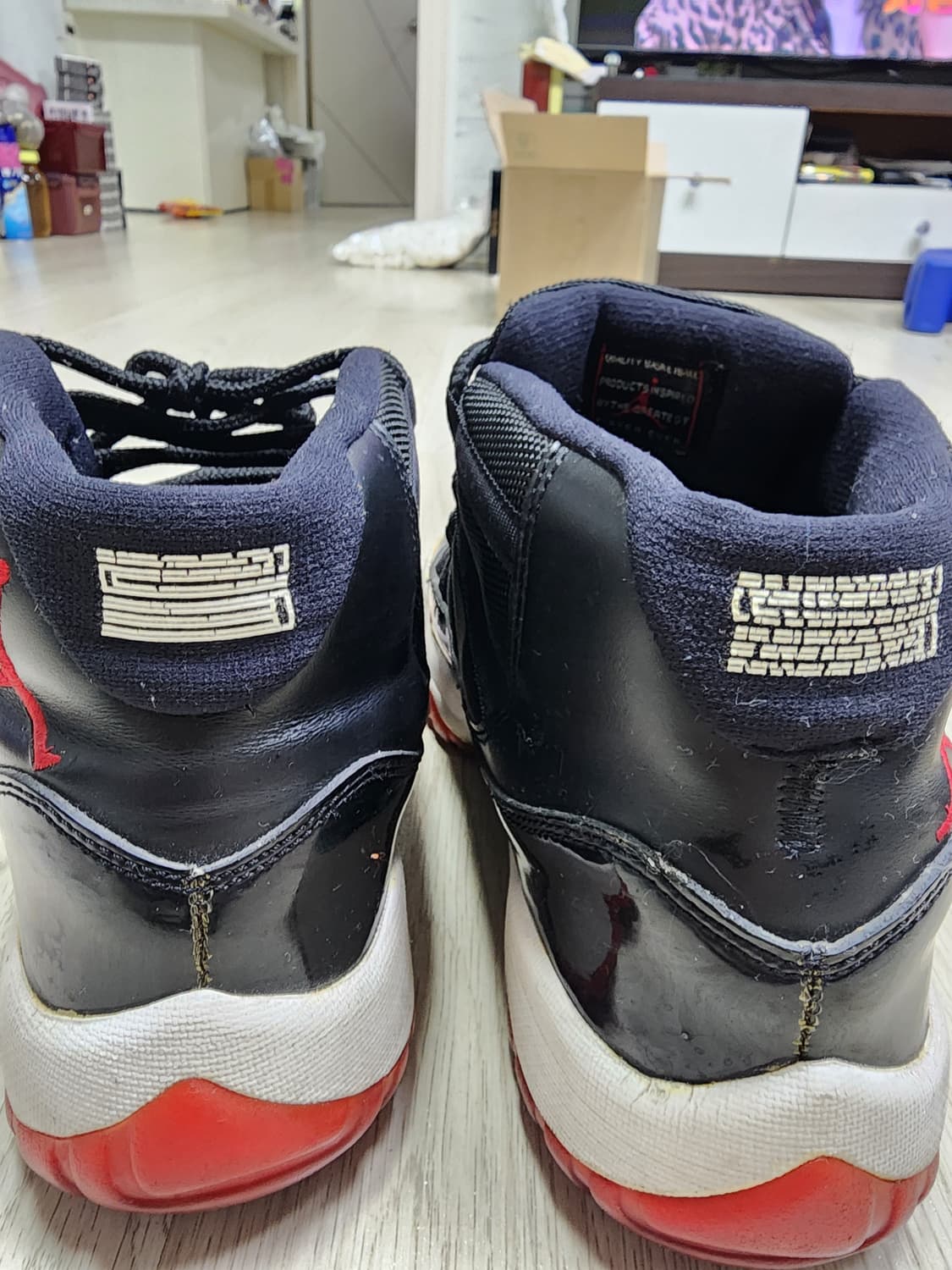 나이키 조던11 레트로 브레드 270 상품이미지3