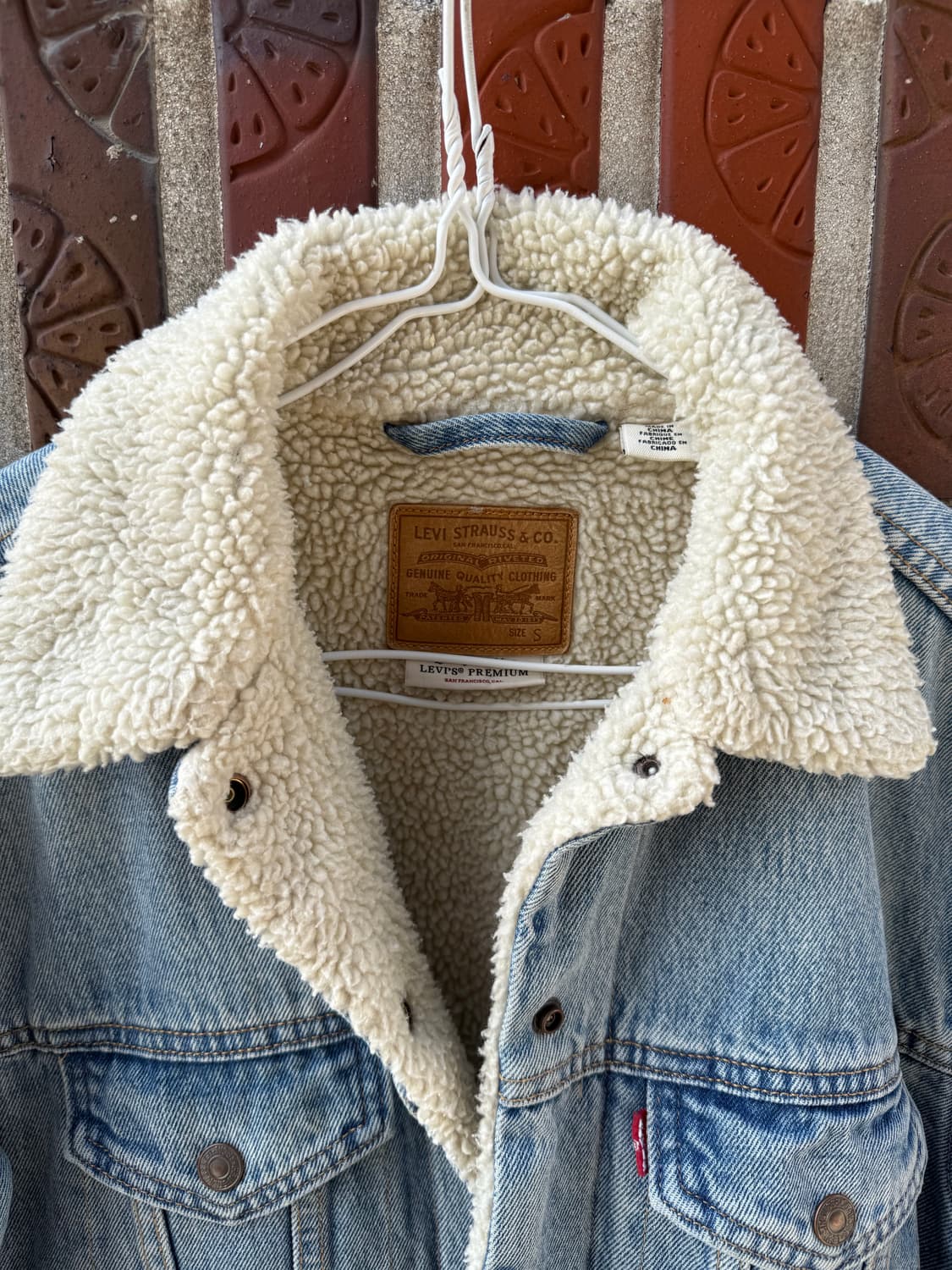 Levi’s Premium Sherpa Lined Trucker 상품이미지3