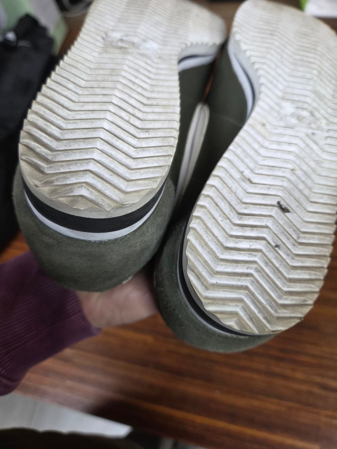 나이키 코르테즈 나일론 스웨이드 카키흰 255 상품이미지8