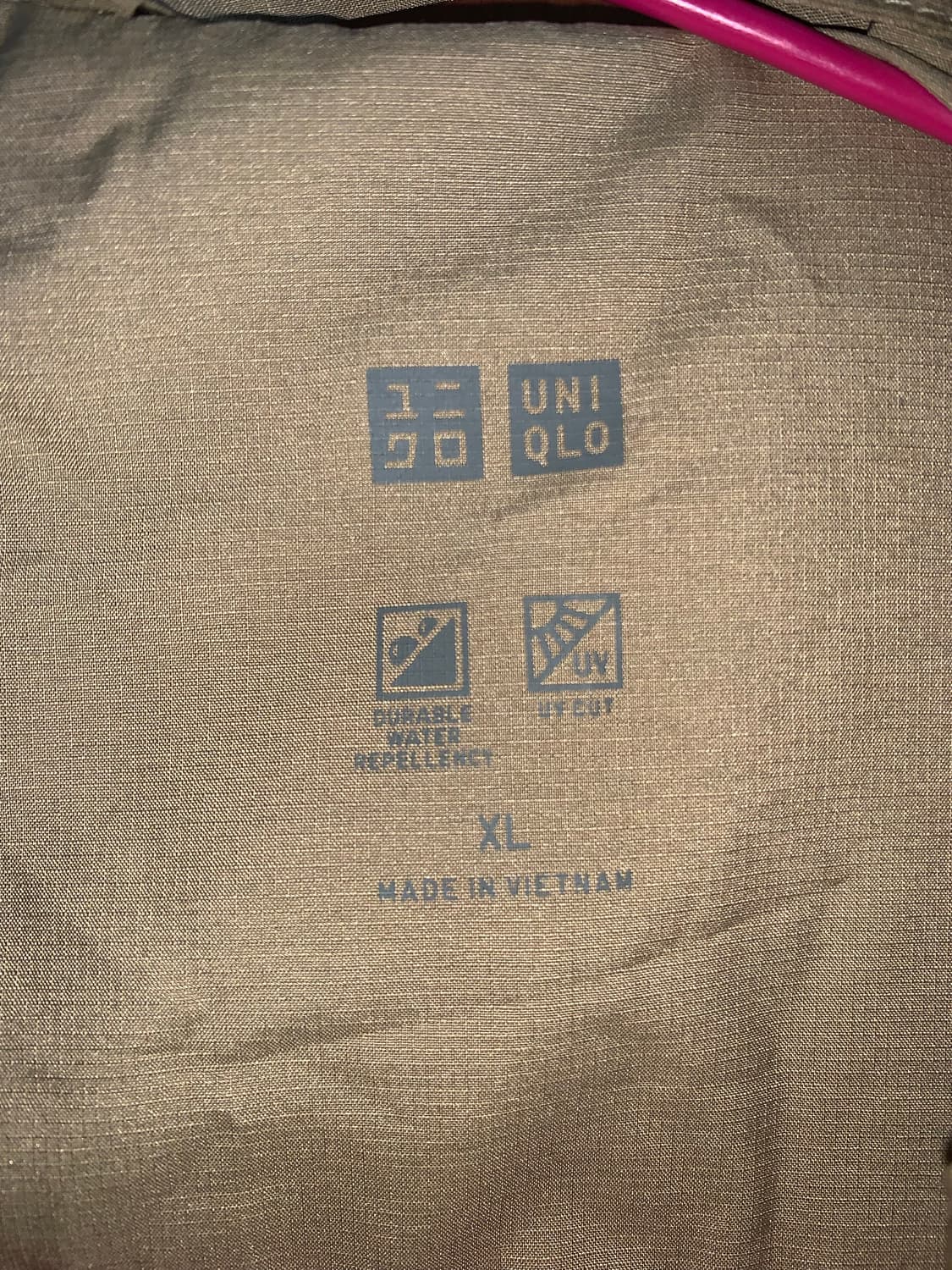 [XL] 유니클로 uv포켓터블 베이지 바람막이 상품이미지2