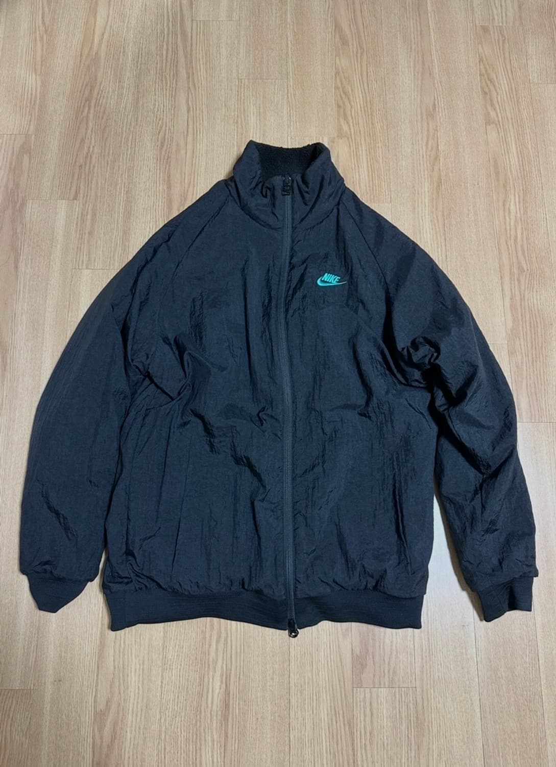나이키 아트모스한정판 빅스우쉬 플리스 리버시블자켓(블랙/제이드) L 상품이미지4