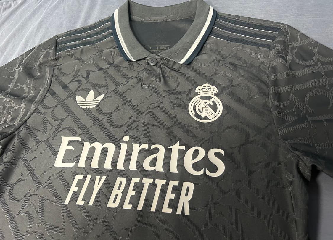 24/25 레알 마드리드 써드 어센틱 유니폼 상품이미지3