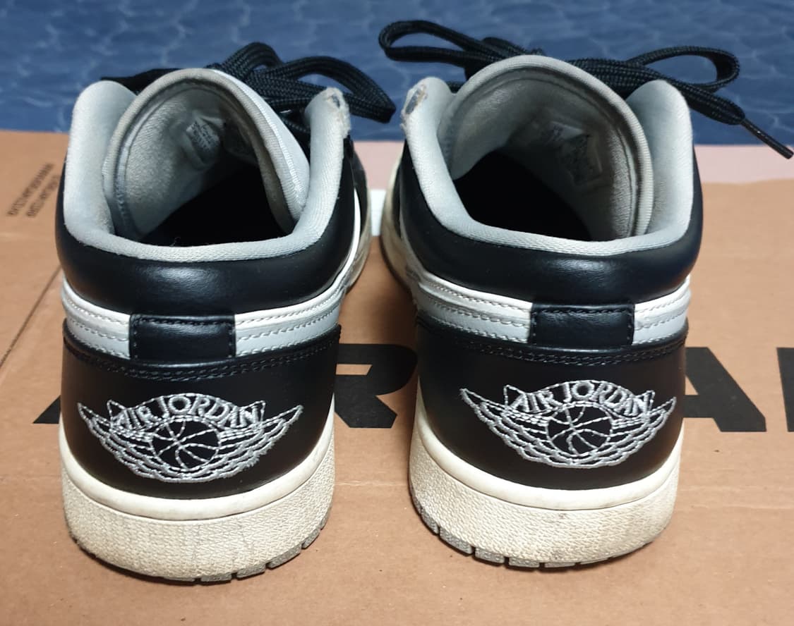 나이키 조던1 로우 블랙 라이트 스모크 그레이 (265) 상품이미지4