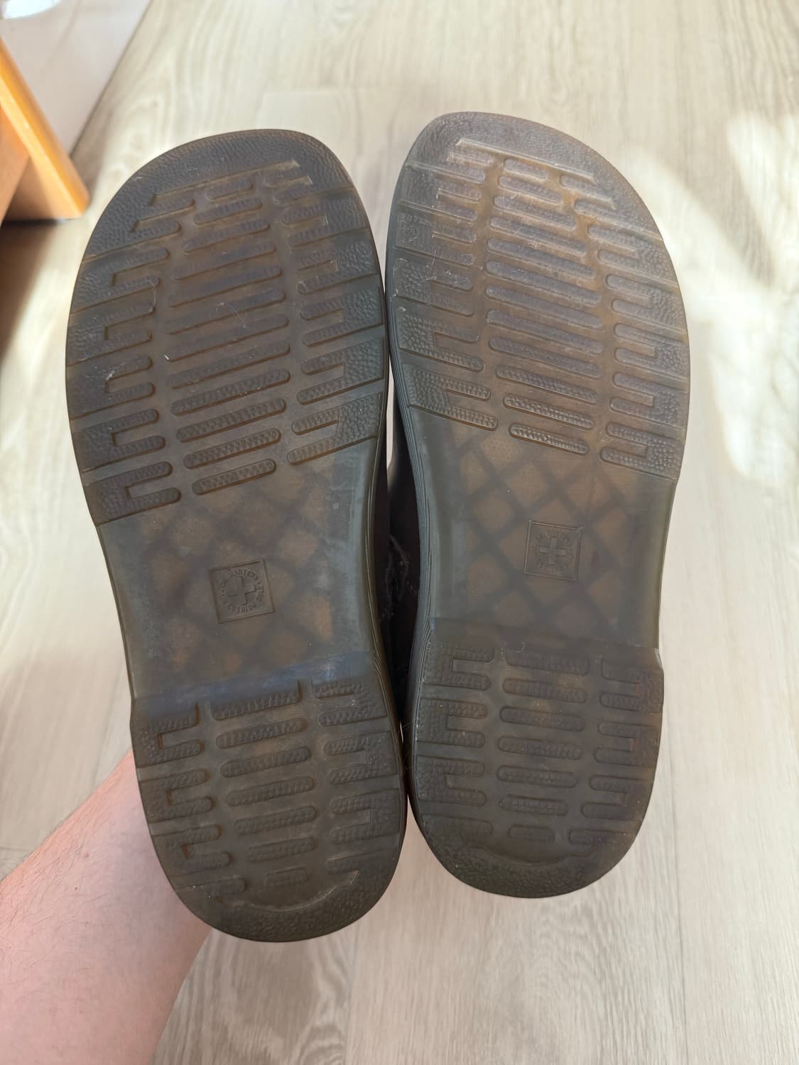 닥터마틴 페트리샤 브라운250 상품이미지4