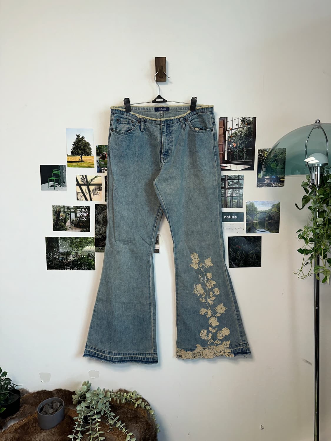 Oriental floral bootscut pants 상품이미지1